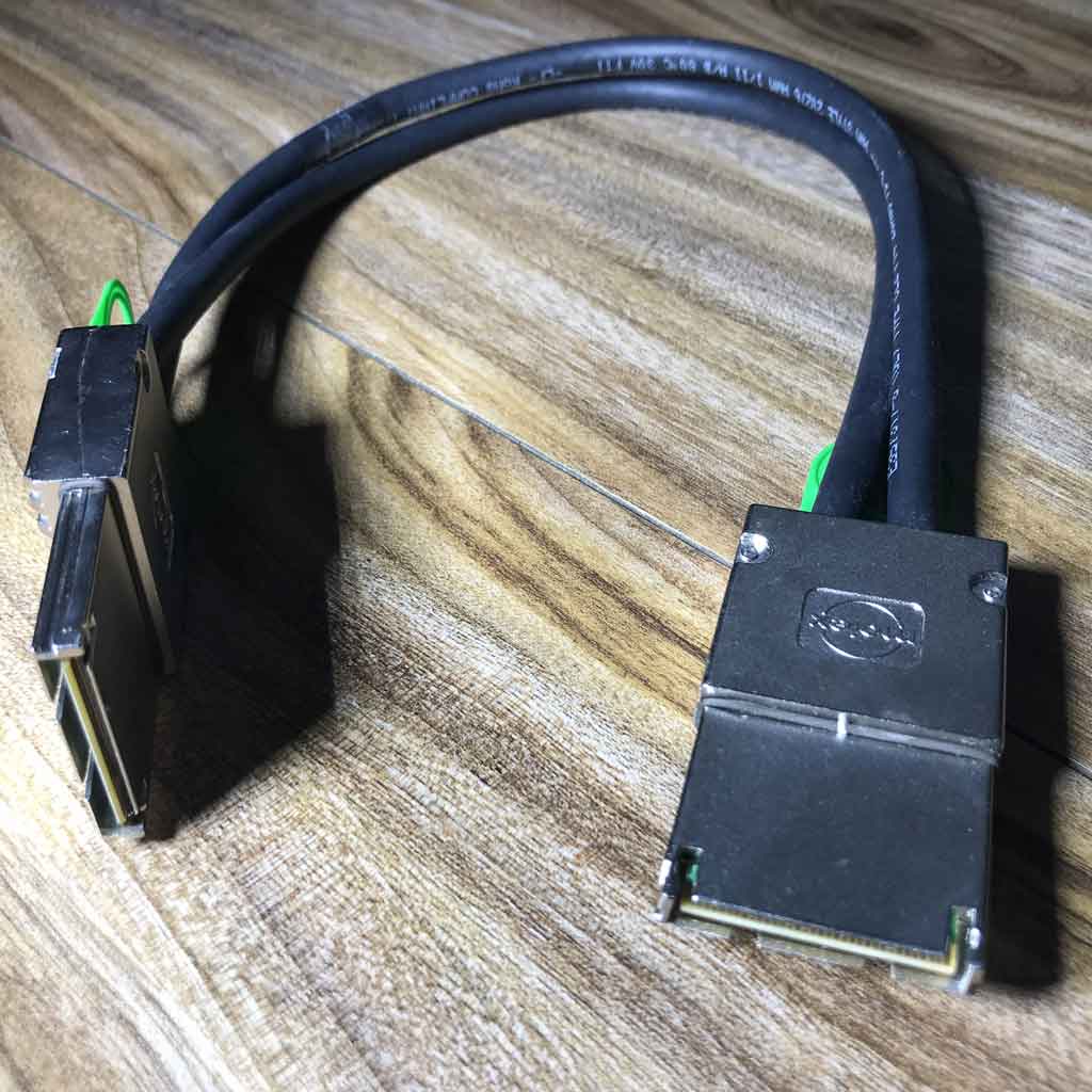 AnnonceMolex 74546 0403 chez - disponible chez